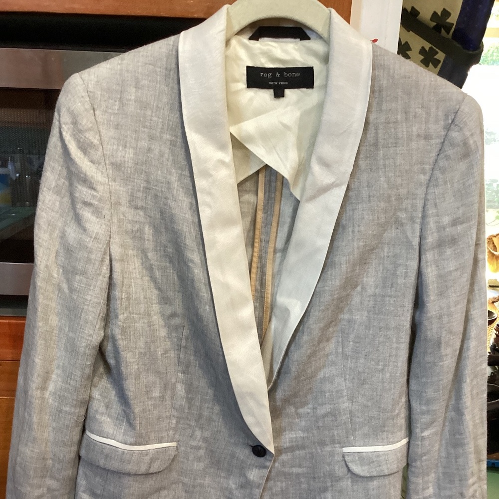 Female Rag& bone blazer, gray and white, size small